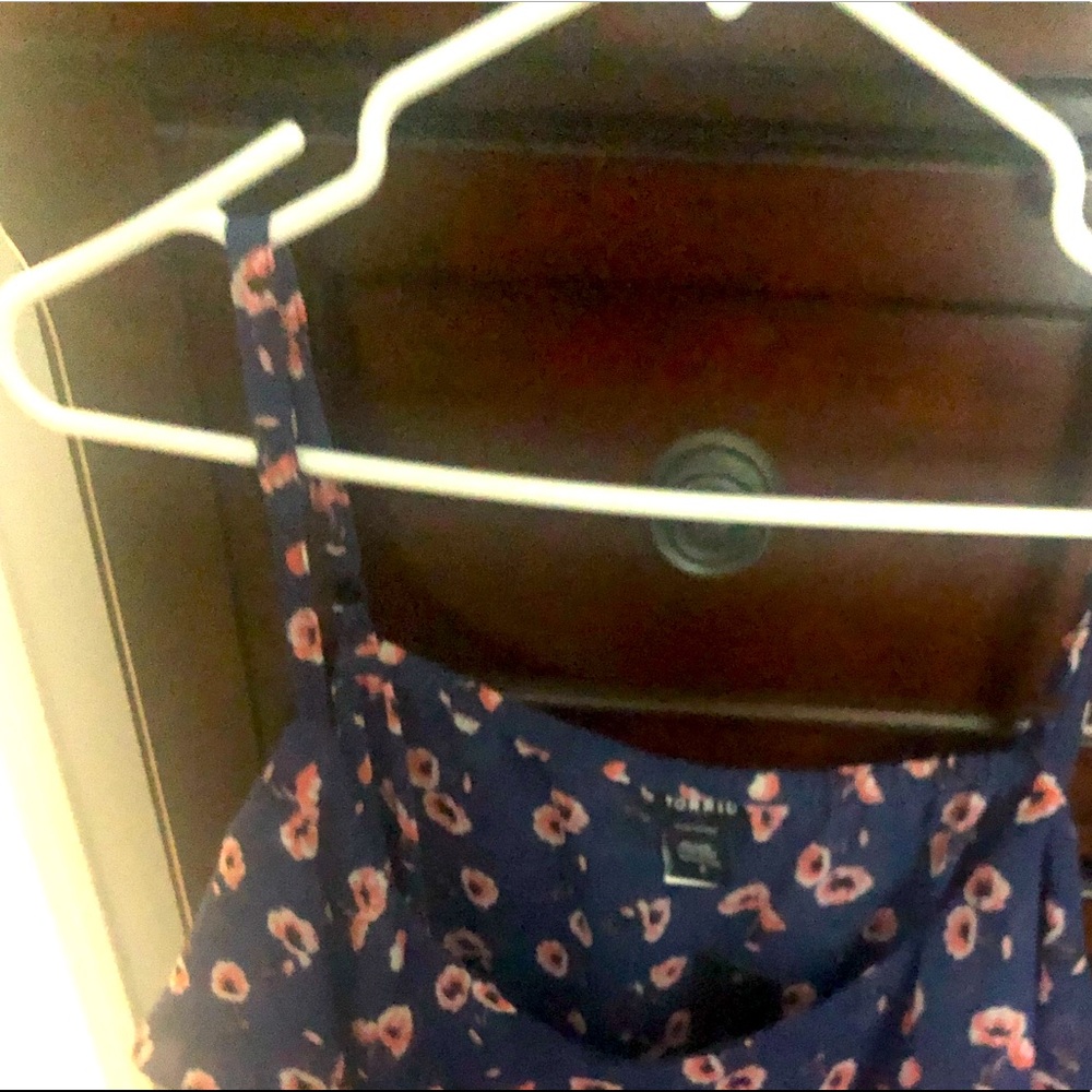 Torrid tank top sheer fabric